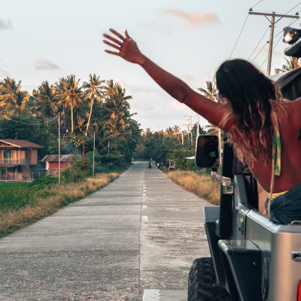 Local community travel experience